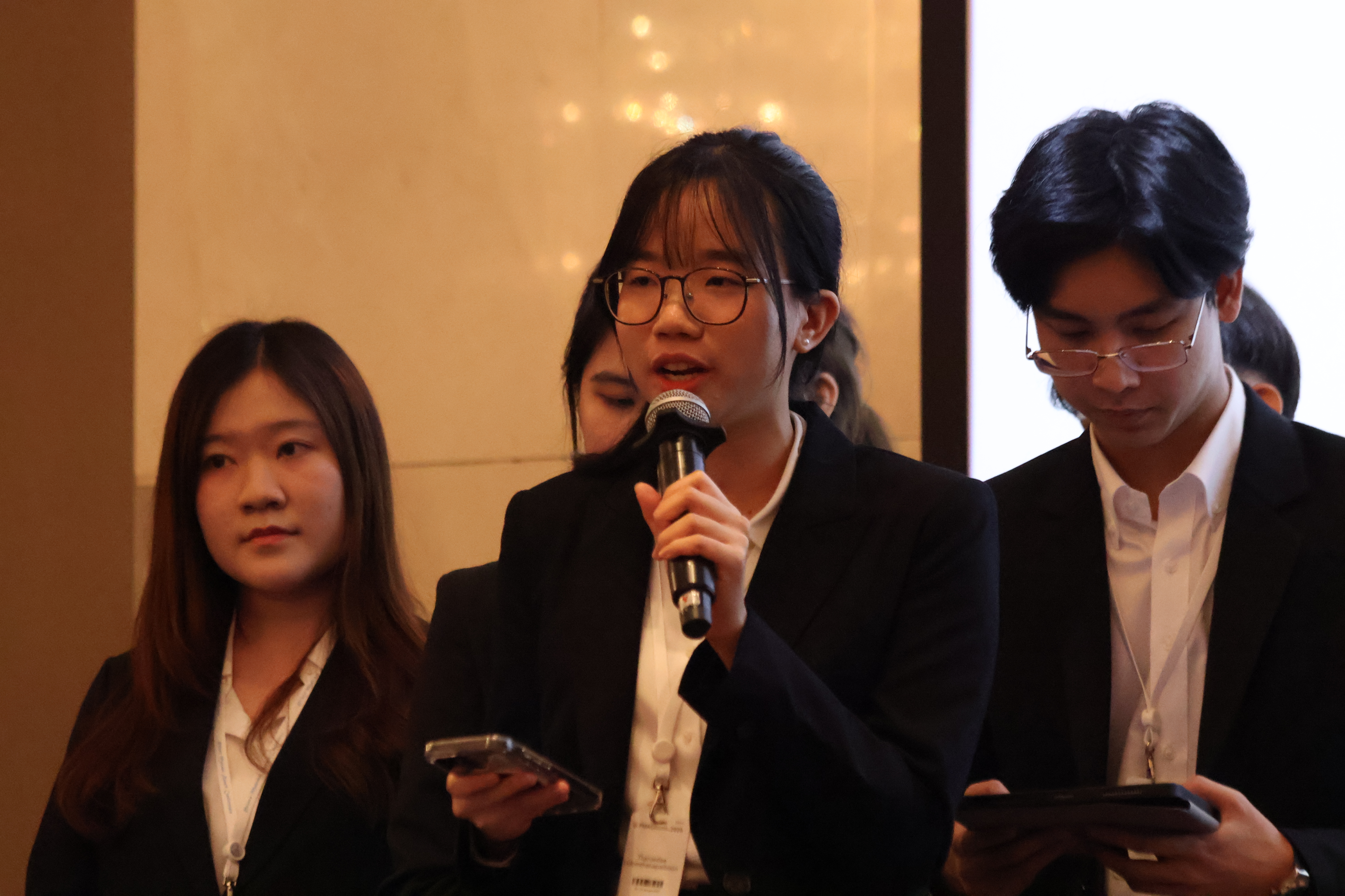 Global health dialogue