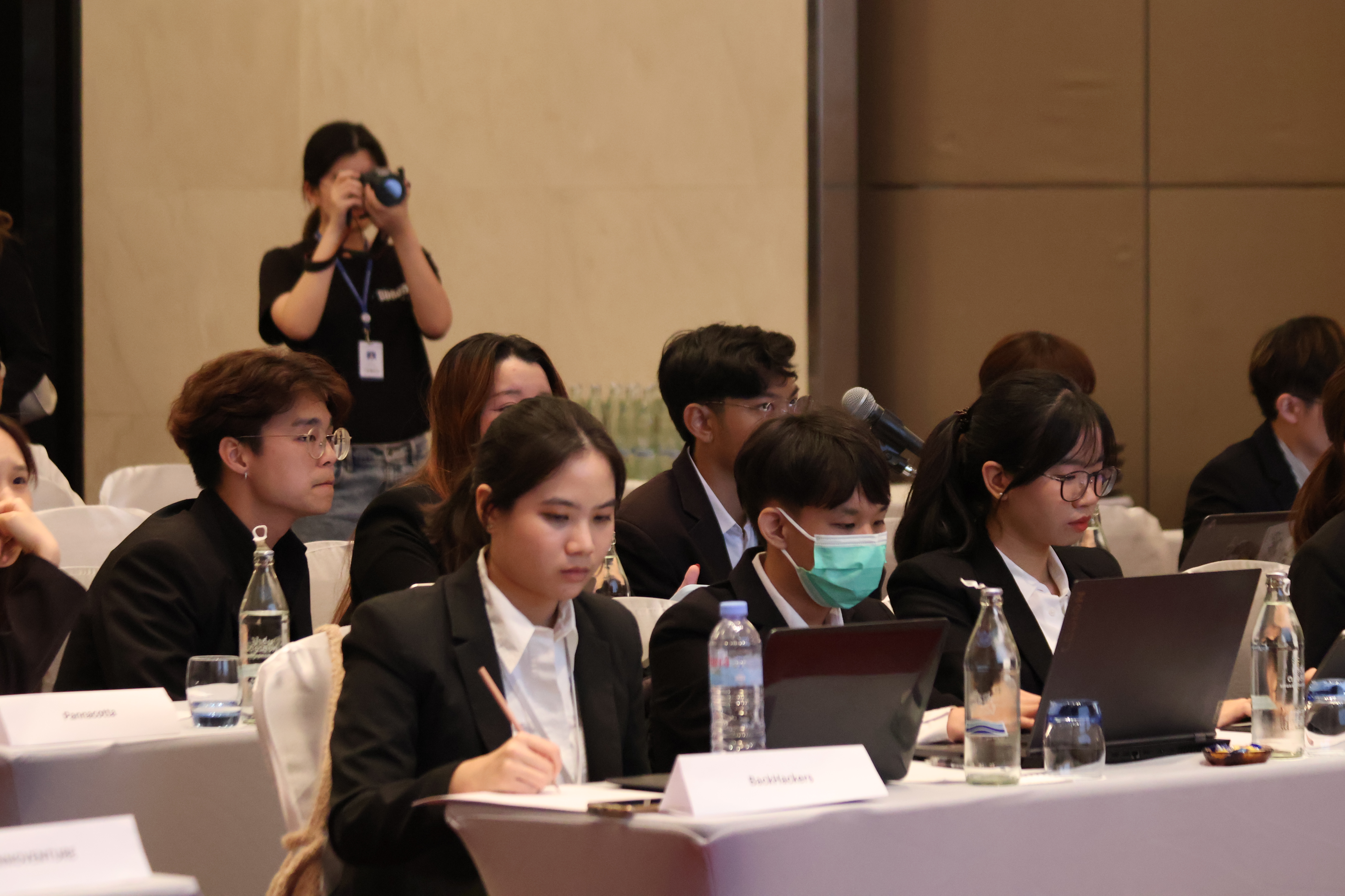 Global health dialogue